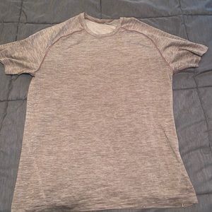 Lululemon Metal Vent